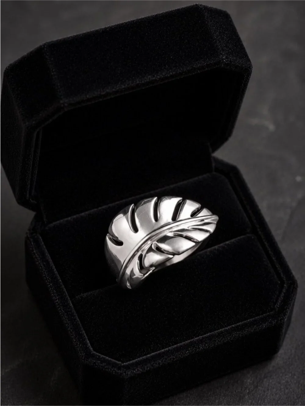 Silver tone Leaf Statement Ring
